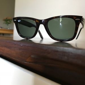 RayBan Original Wayfarers, Like New